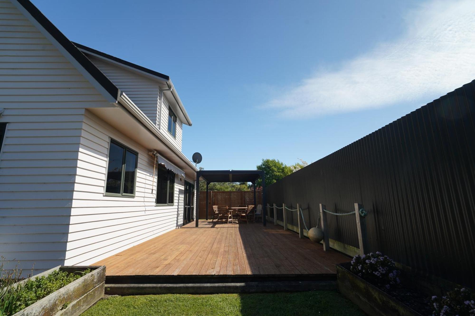Atarau Grove Holiday House Paraparaumu Exterior photo