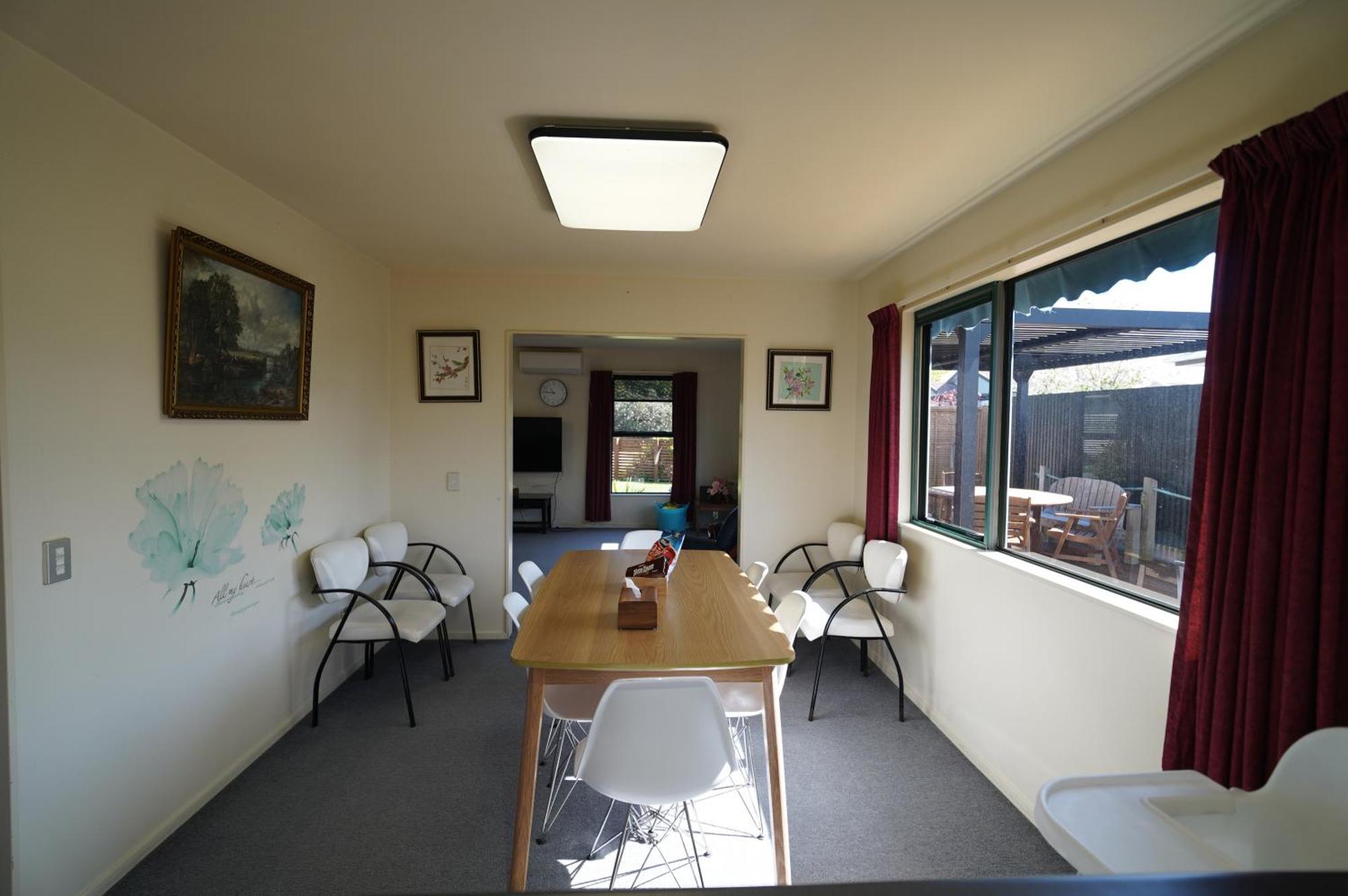 Atarau Grove Holiday House Paraparaumu Exterior photo